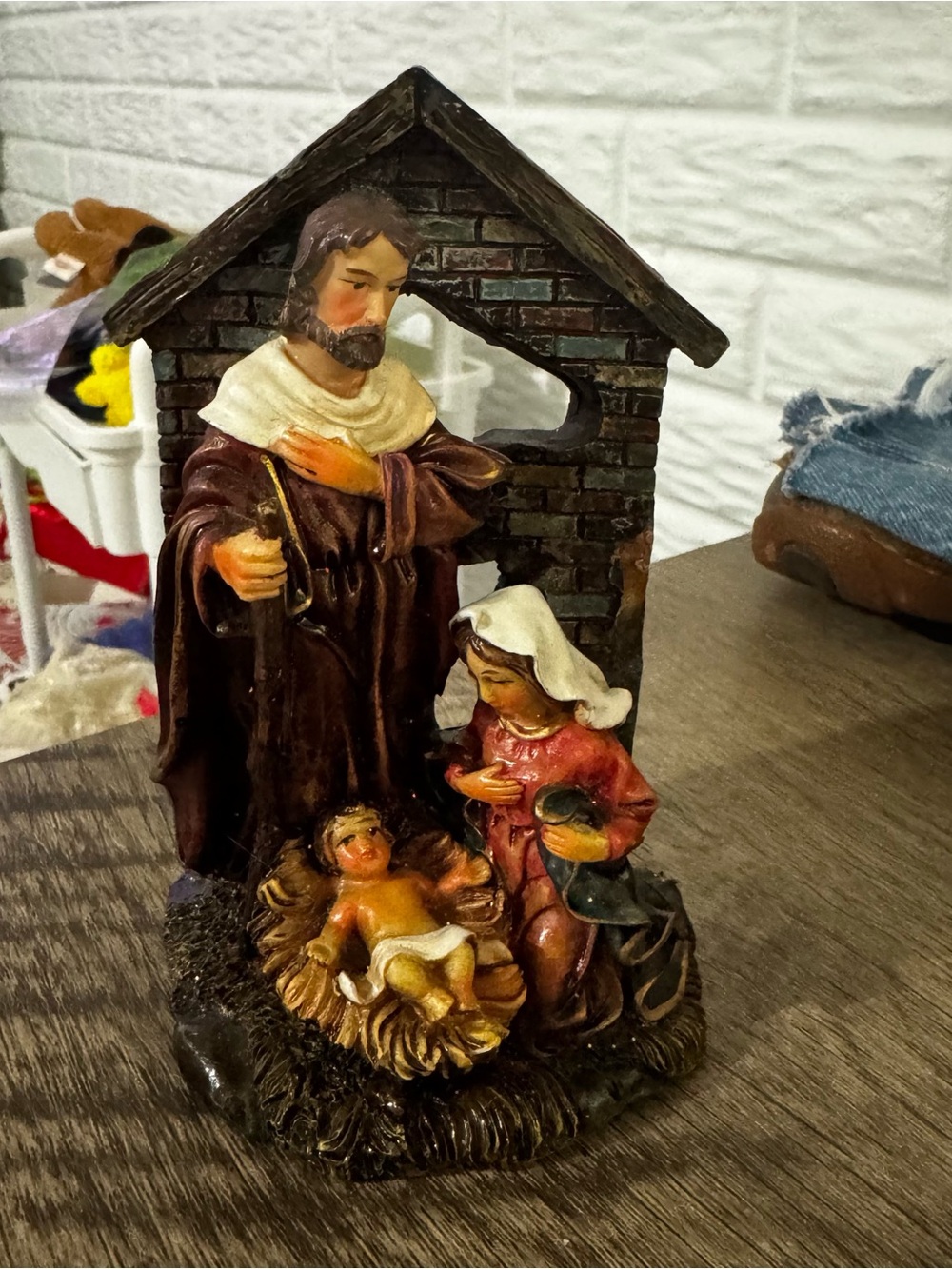 Vtg Christmas Creche Holy Family Baby Jesus Mary Joseph Figurine Statue Decor